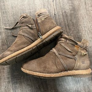 Born Tarkiln Leather Chelsea Boot